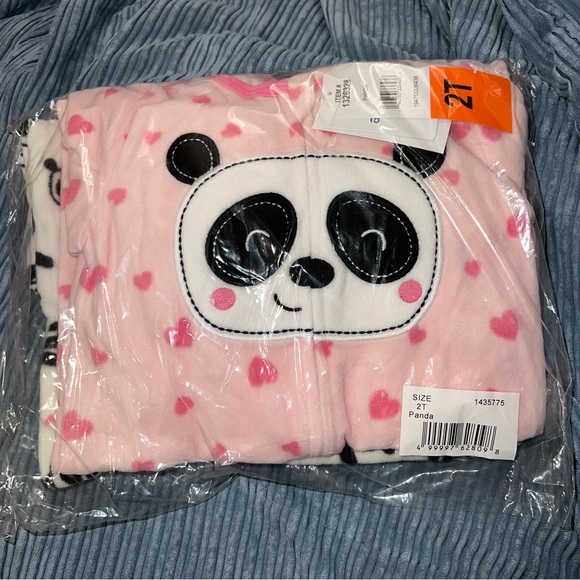 Absorba Kids' 2-pack Fleece Blanket Sleeper Panda & Hearts ๐ผ ๐ 2T - Picture 1 of 6